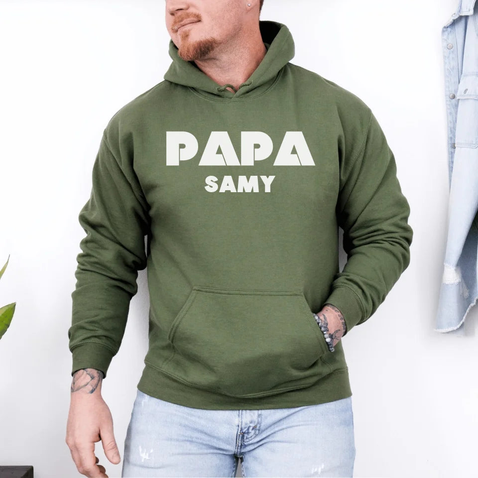 Printify Papa Hoodie personalisiert mit Namen Hoodie Papa Bold Look Military Green