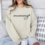 mamagibt Mama Sweatshirt Mommy heart Sand
