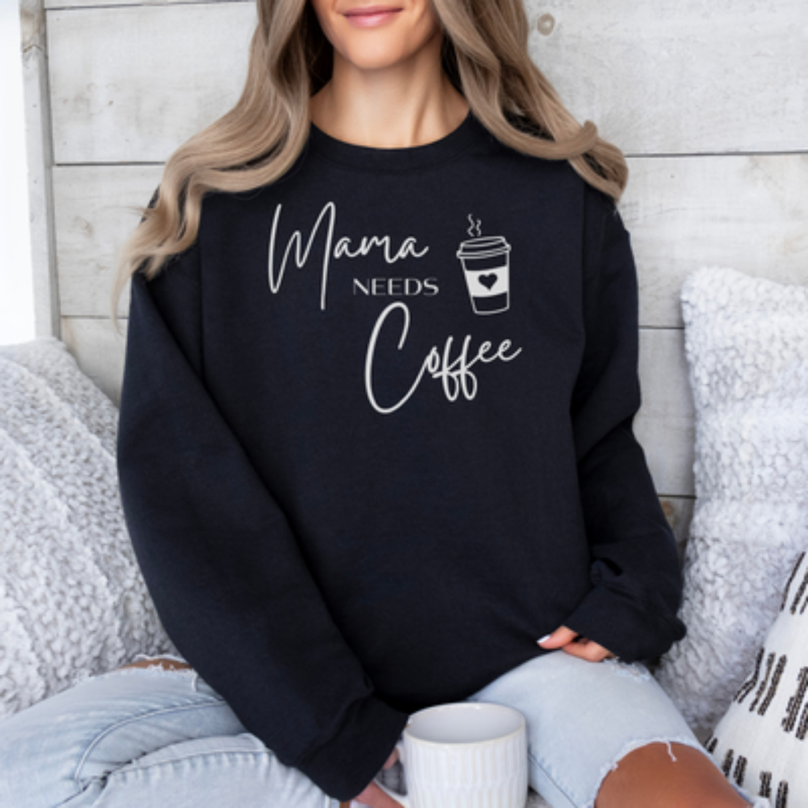 mamagibt Sweatshirt Mama needs Coffee Black