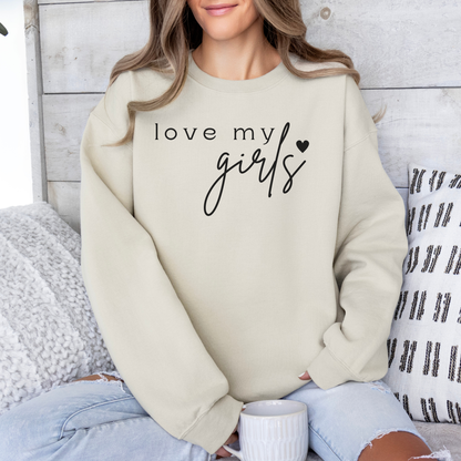 mamagibt Mama Sweatshirt love my girls Sand