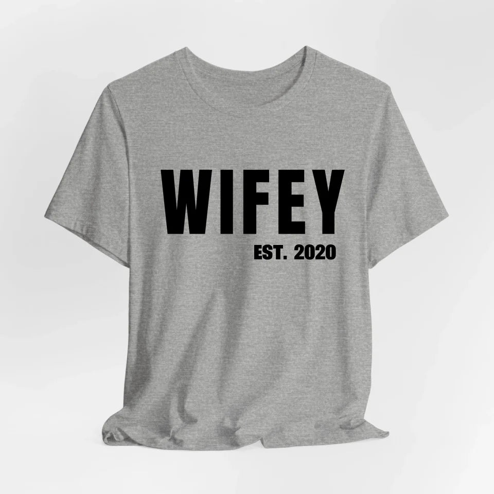 mamagibt Personalisiertes Partner T-Shirt Wifey
