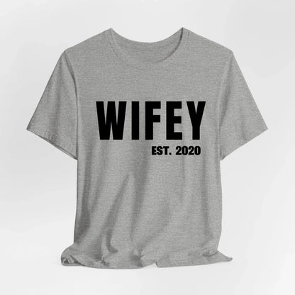 mamagibt Personalisiertes Partner T-Shirt Wifey