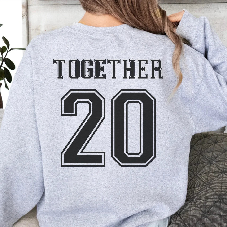 mamagibt Personalisiertes Partner Sweatshirt mit Datum Wifey Sweatshirt Couple sport copy Sport Grey