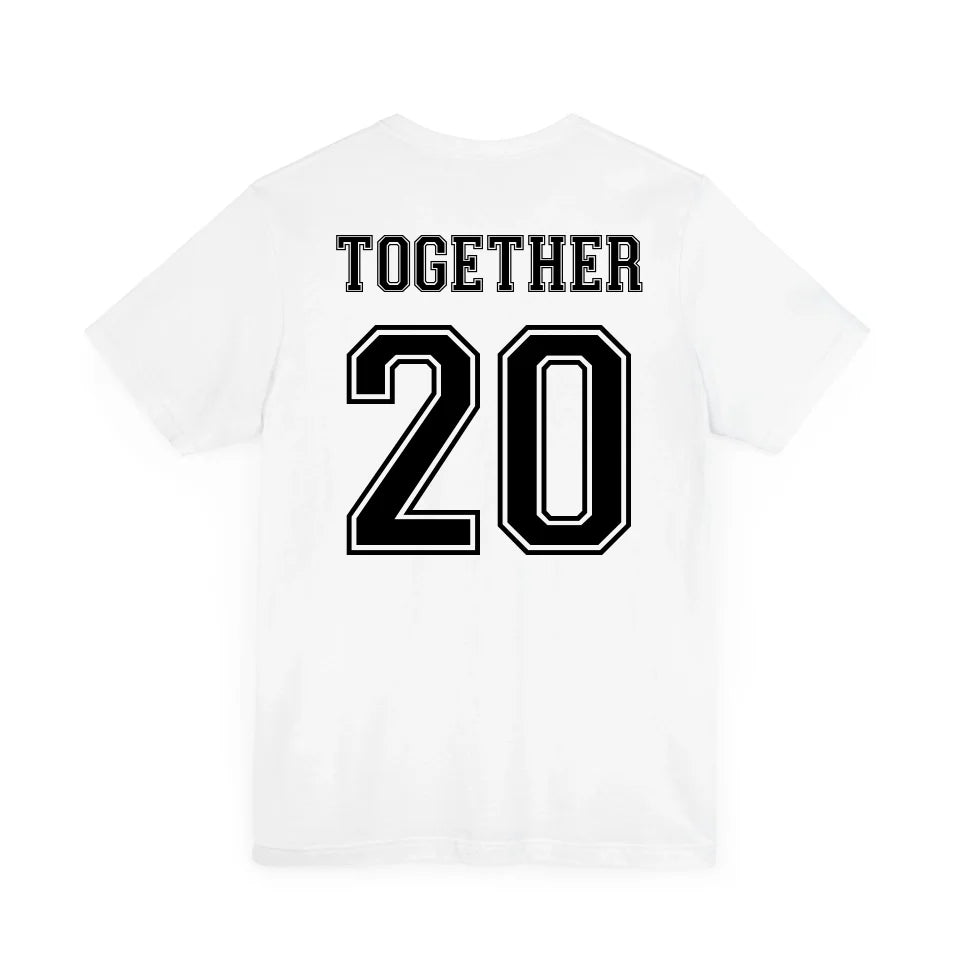 mamagibt Personalisiertes Partner T-Shirt mit Datum Wifey