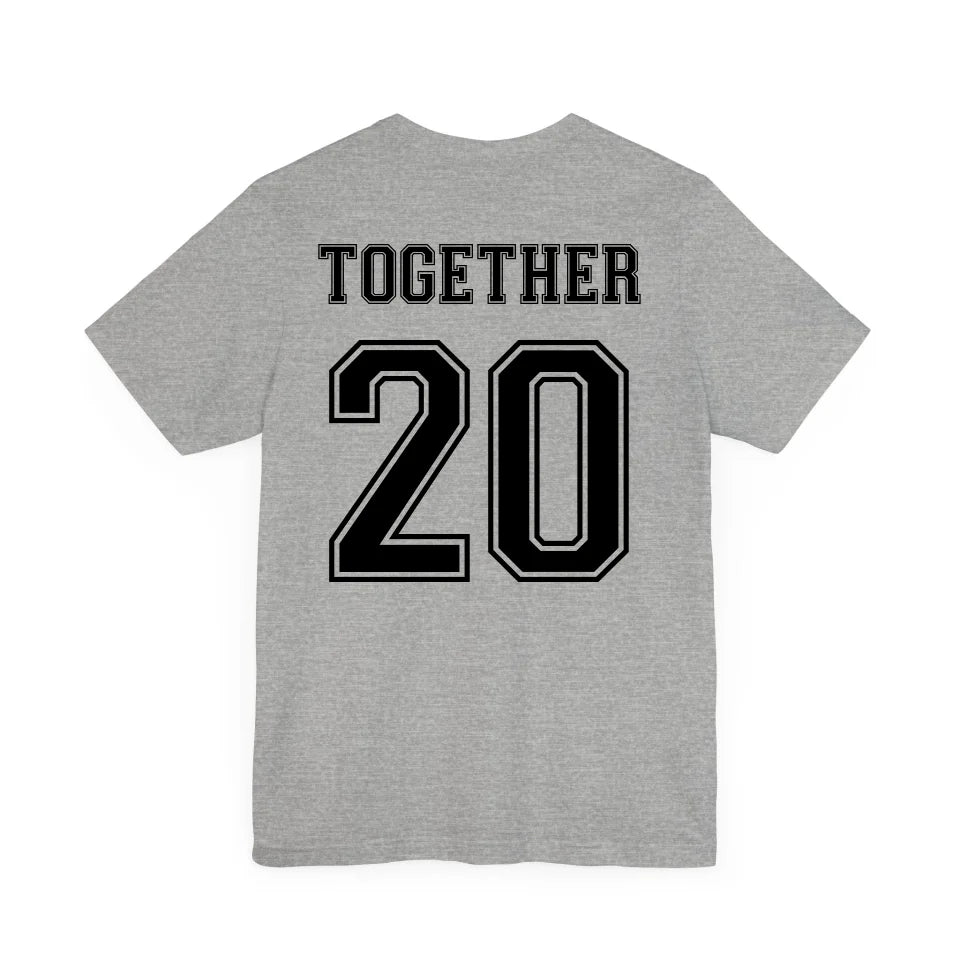 mamagibt Personalisiertes Partner T-Shirt mit Datum Wifey