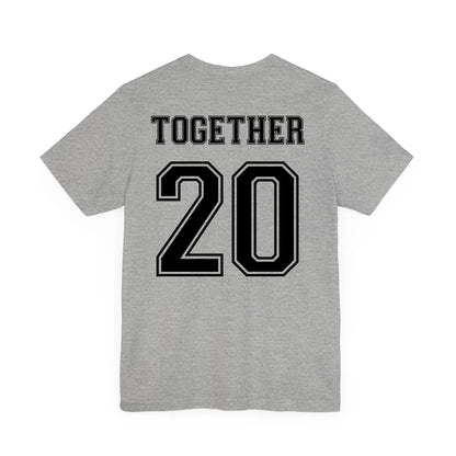 mamagibt Personalisiertes Partner T-Shirt mit Datum Wifey