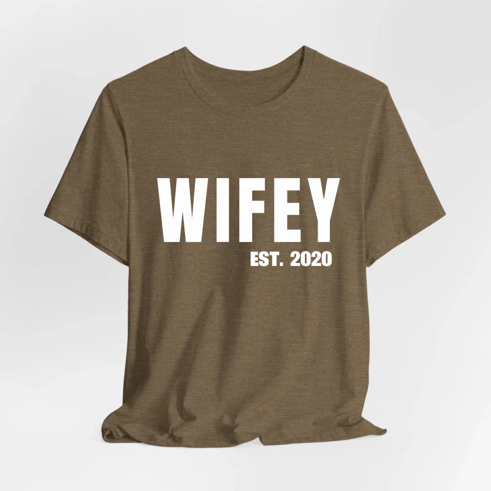 mamagibt Personalisiertes Partner T-Shirt Wifey