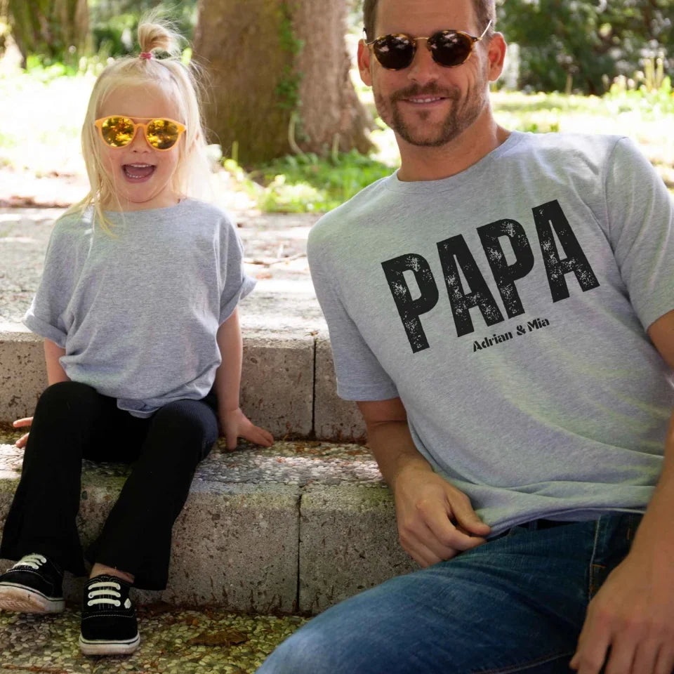 Printify T-Shirt Papa personalisiert mit Namen