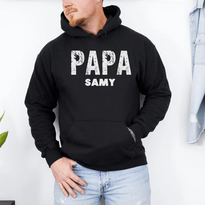 mamagibt Papa Hoodie personalisierbar mit Namen Hoodie Papa Grunge Look copy copy Black