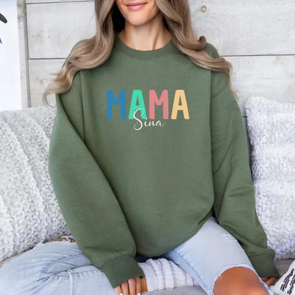 Printify Personalisiertes Mama Sweatshirt "Bunt mit Namen" Sweatshirt Mama Design 12 Military Green