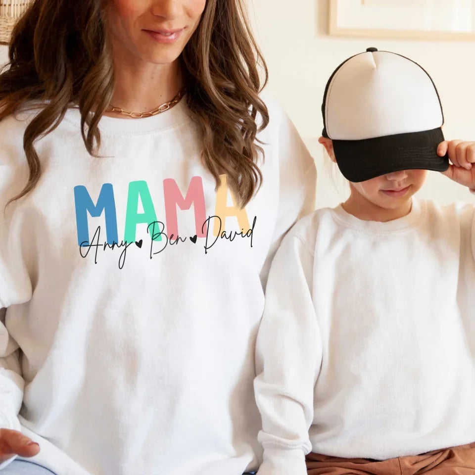 Printify Personalisiertes Mama Sweatshirt "Bunt mit Namen"