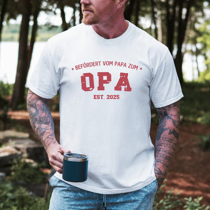 Printify Personalisierbares T-Shirt Befördert zum Opa T-Shirt Befördert zum Opa White