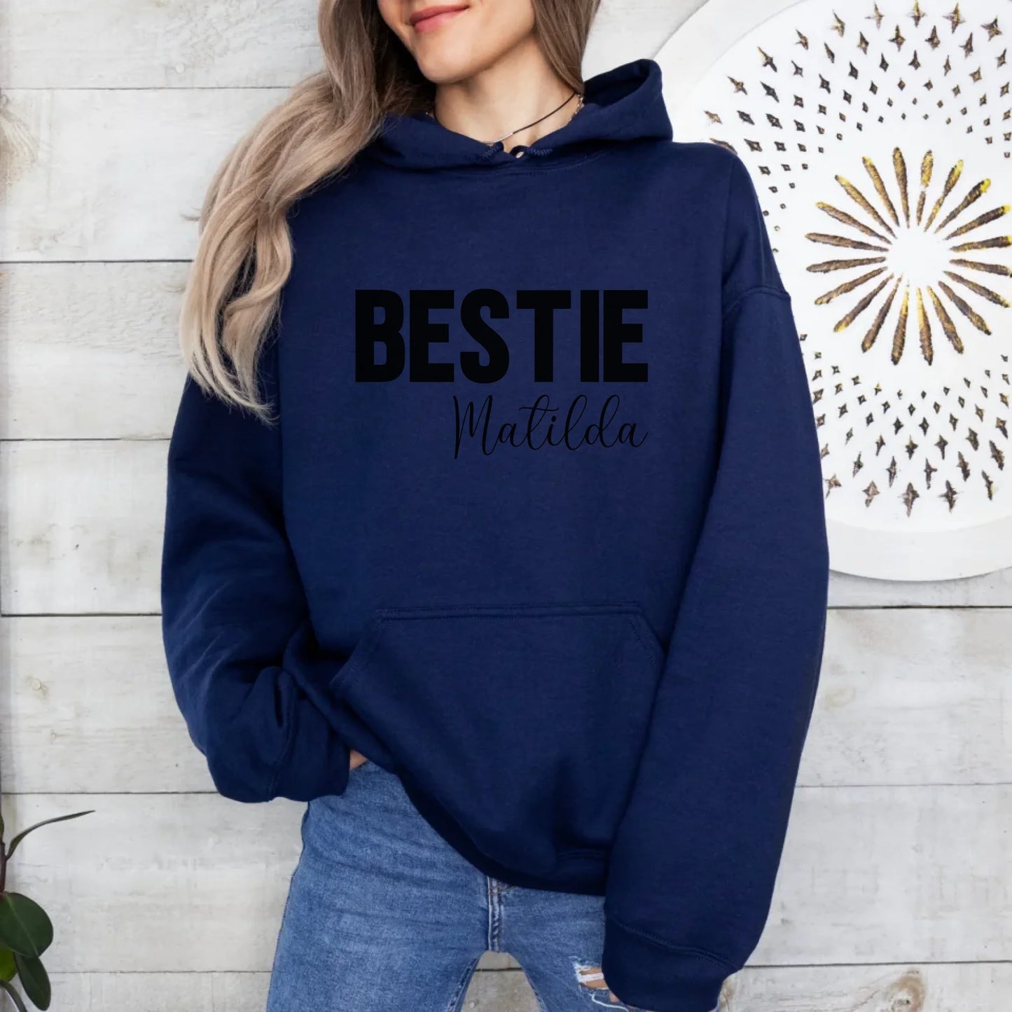 mamagibt Personalisierbarer Freundinnen Hoodie mit Name Hoodie Bestie 1 Navy