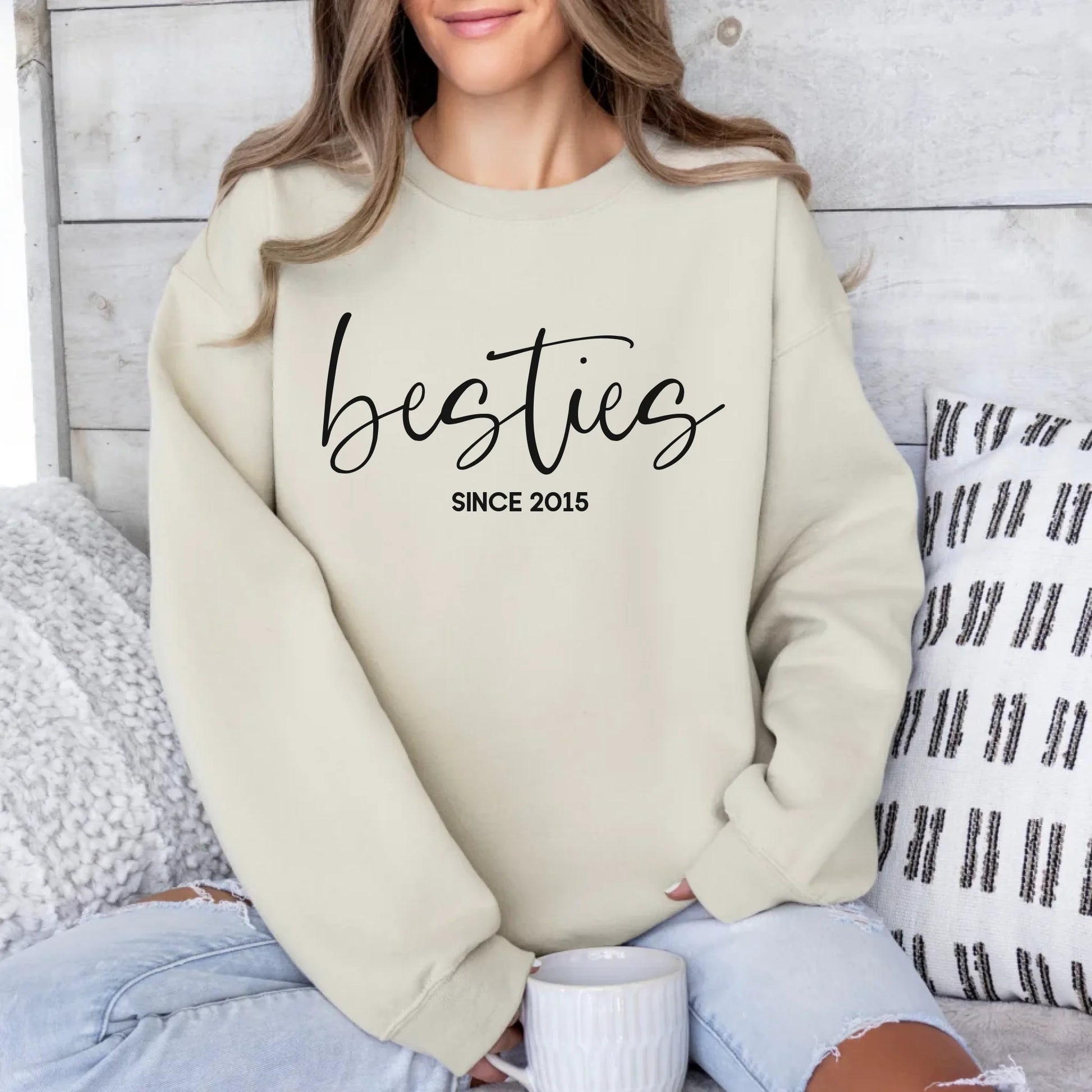 mamagibt Personalisiertes Sweatshirt für Freundinnen Sweatshirts Bestie 5 Sand
