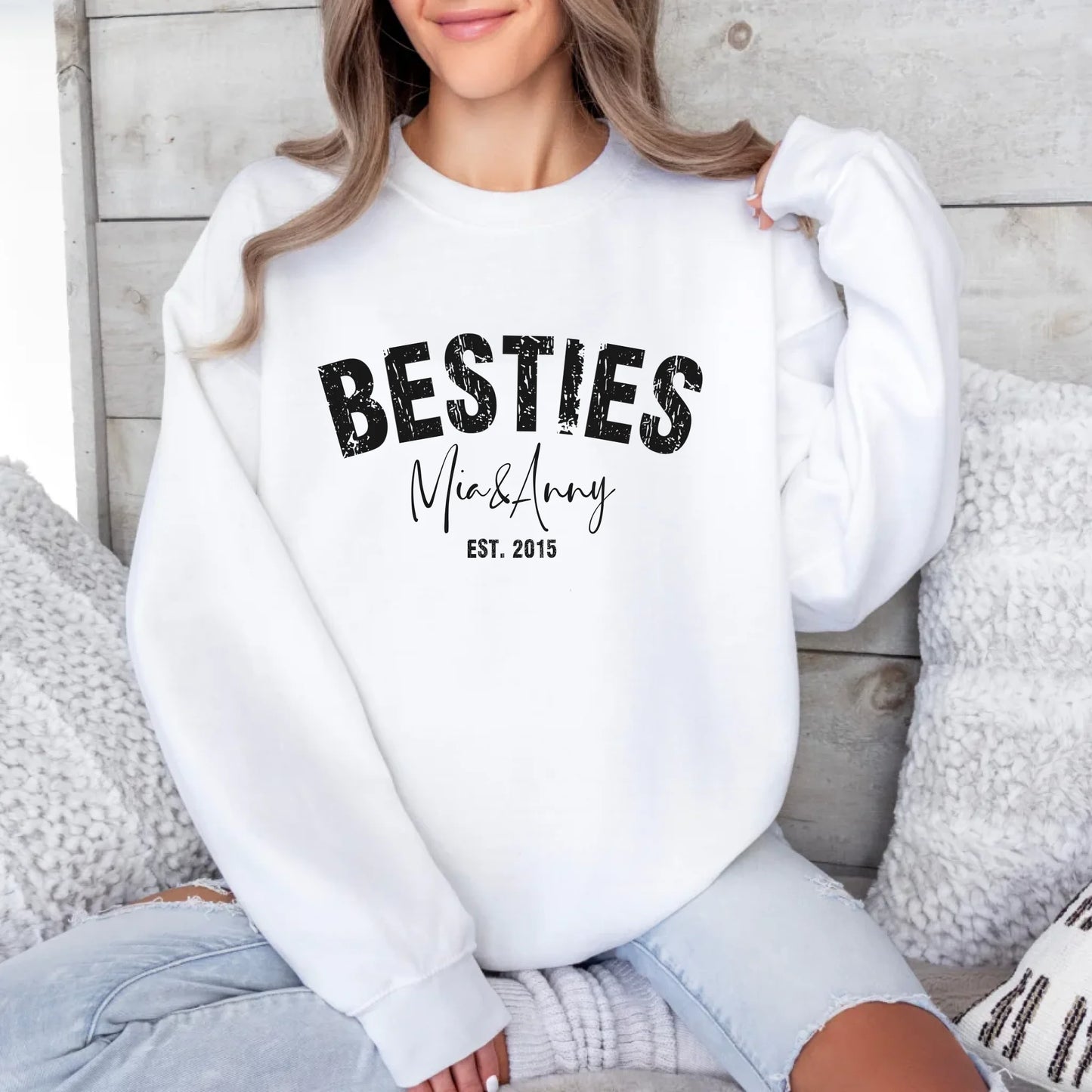 mamagibt Bestie Sweatshirt Personalisierbar mit Namen und Datum Sweatshirts Bestie 4 White