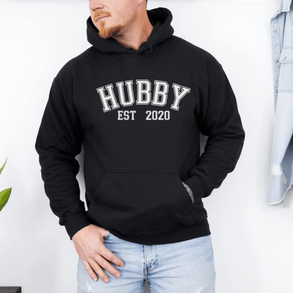 mamagibt Partner Hoodie personalisiert mit Datum Hubby Hoodie Couple hubby Sport Black