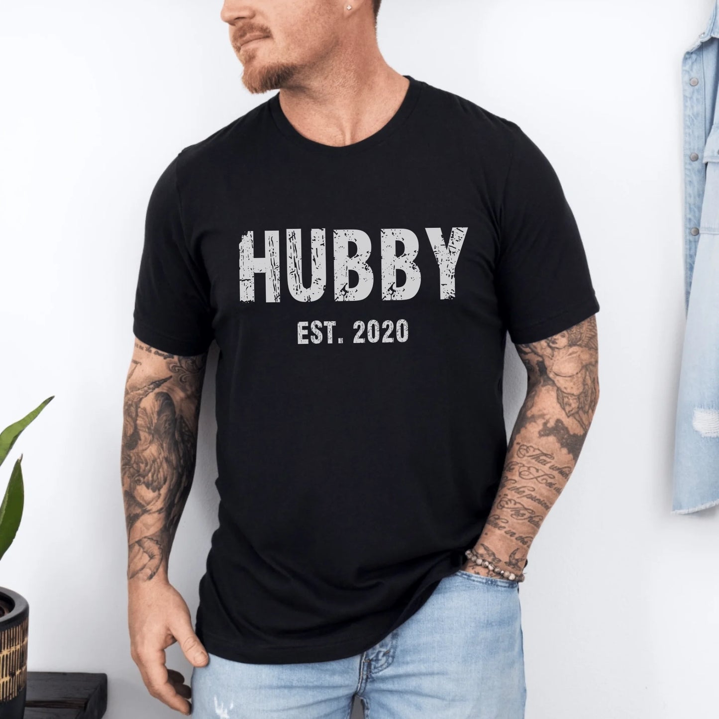 mamagibt Partner T-Shirt mit Datum personalisiert Hubby T-Shirt Couple Hubby Grunge Black