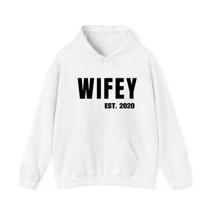mamagibt Personalisierter Partner Hoodie Wifey
