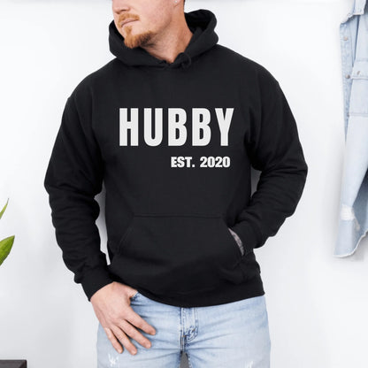 mamagibt Personalisierter Partner Hoodie Hubby Hoodie Couple hubby mit Datum Black