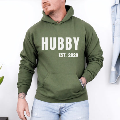mamagibt Personalisierter Partner Hoodie Hubby Hoodie Couple hubby mit Datum Military Green