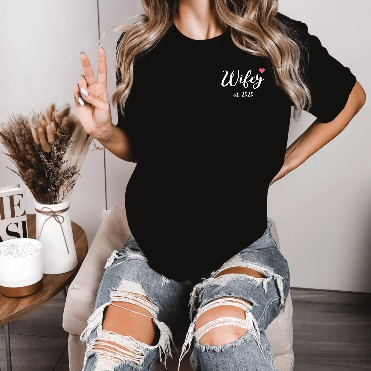 mamagibt Individuelle Partner T-Shirts personalisiert mit Datum Wifey T-Shirt Couple Wifey Black