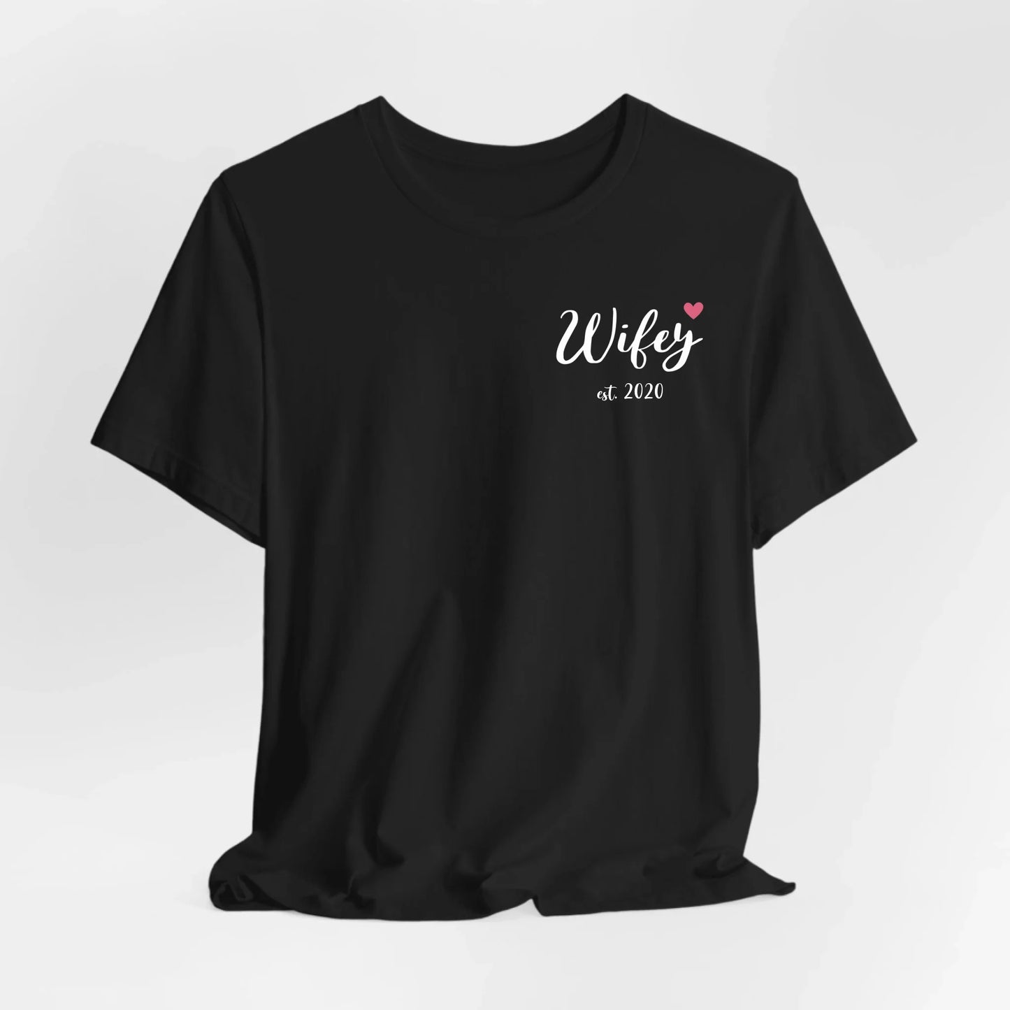 mamagibt Individuelle Partner T-Shirts personalisiert mit Datum Wifey