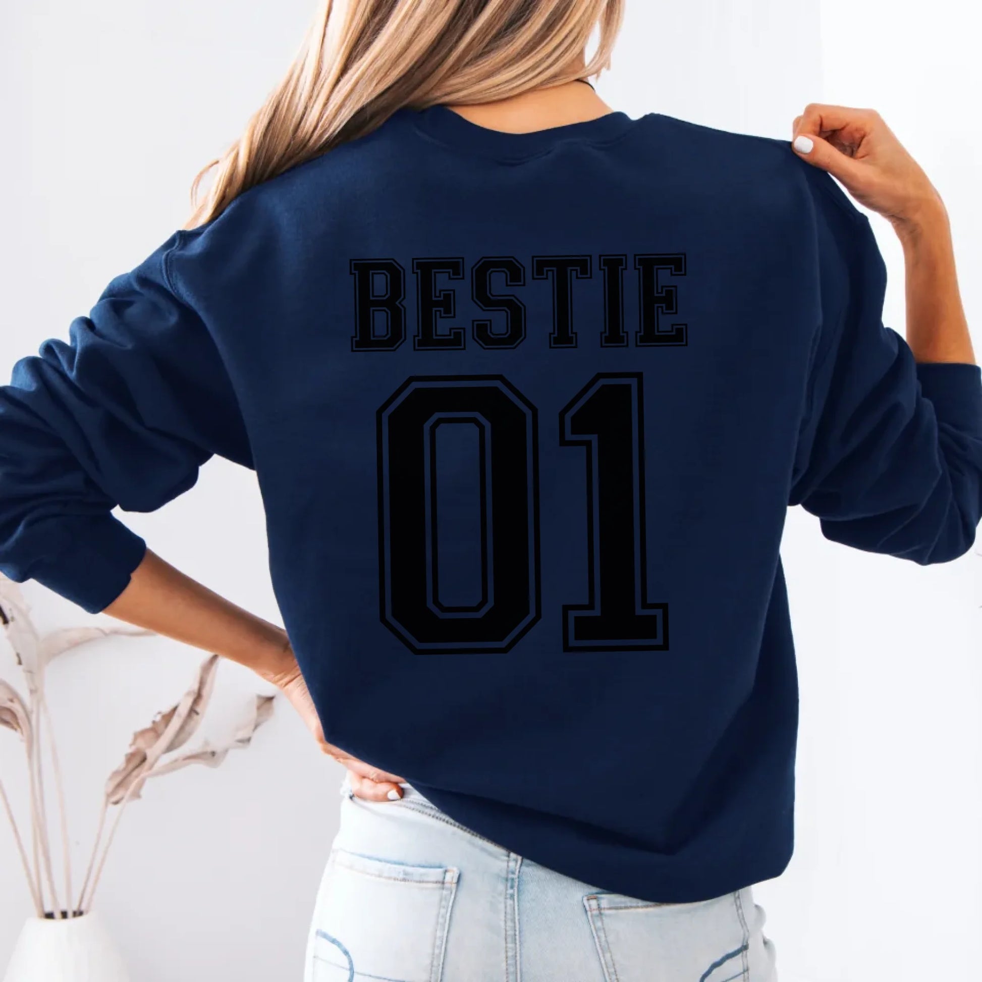 mamagibt Personalisierbares Sweatshirt Bestie mit Zahlen Personalisierbare Hoodie Bestie mit Zahlen1 Navy