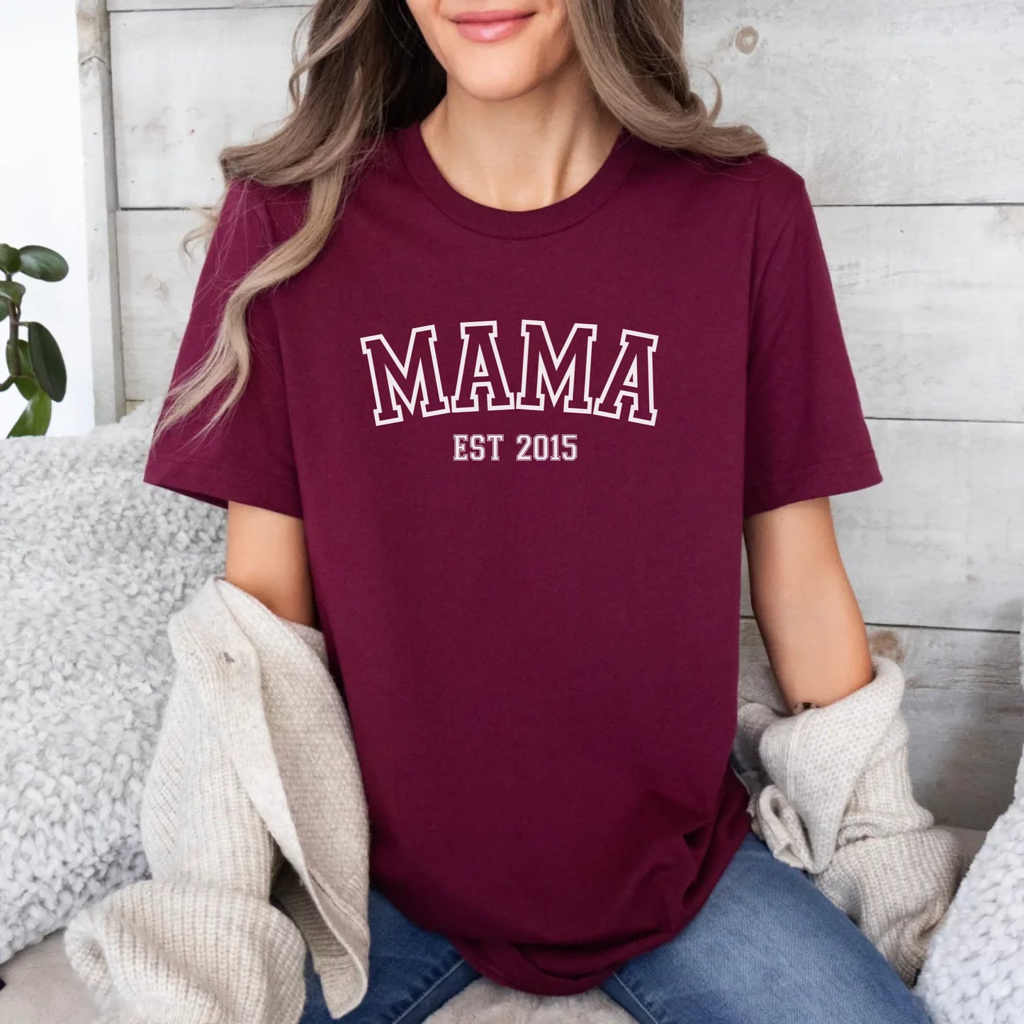 Printify Sportliches Mama T-Shirt mit Datum personalisiert T-Shirt Mama Design 10 Maroon