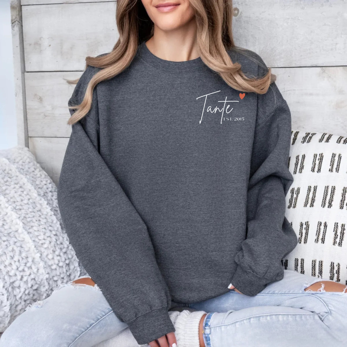 Printify Personalisiertes Tante Sweatshirt mit Datum und Herz Sweatshirt Tante Design 1 Dark Heather
