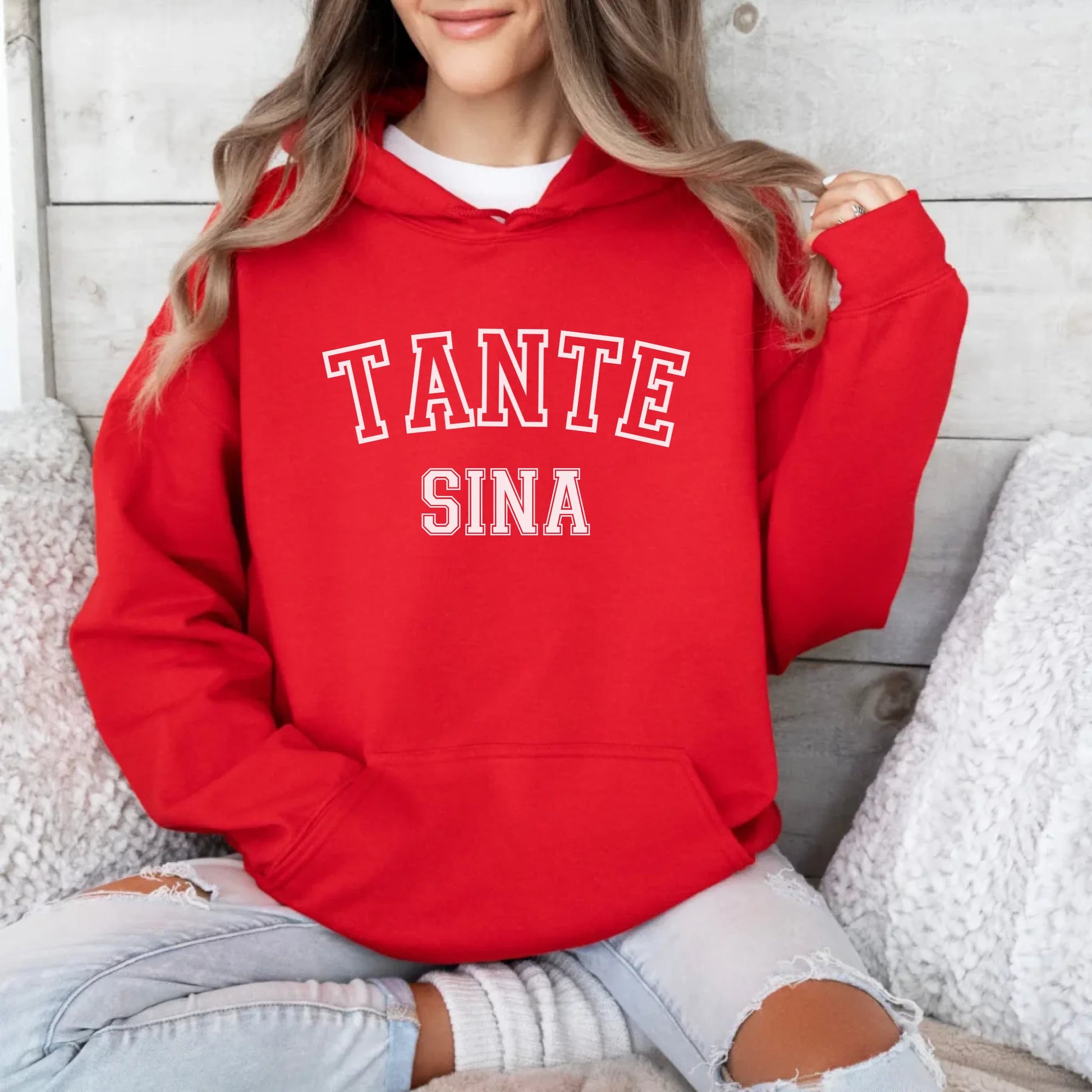mamagibt Personalisierter Tante Hoodie "Sport" mit Namen Hoodie Tante Design 9 Red