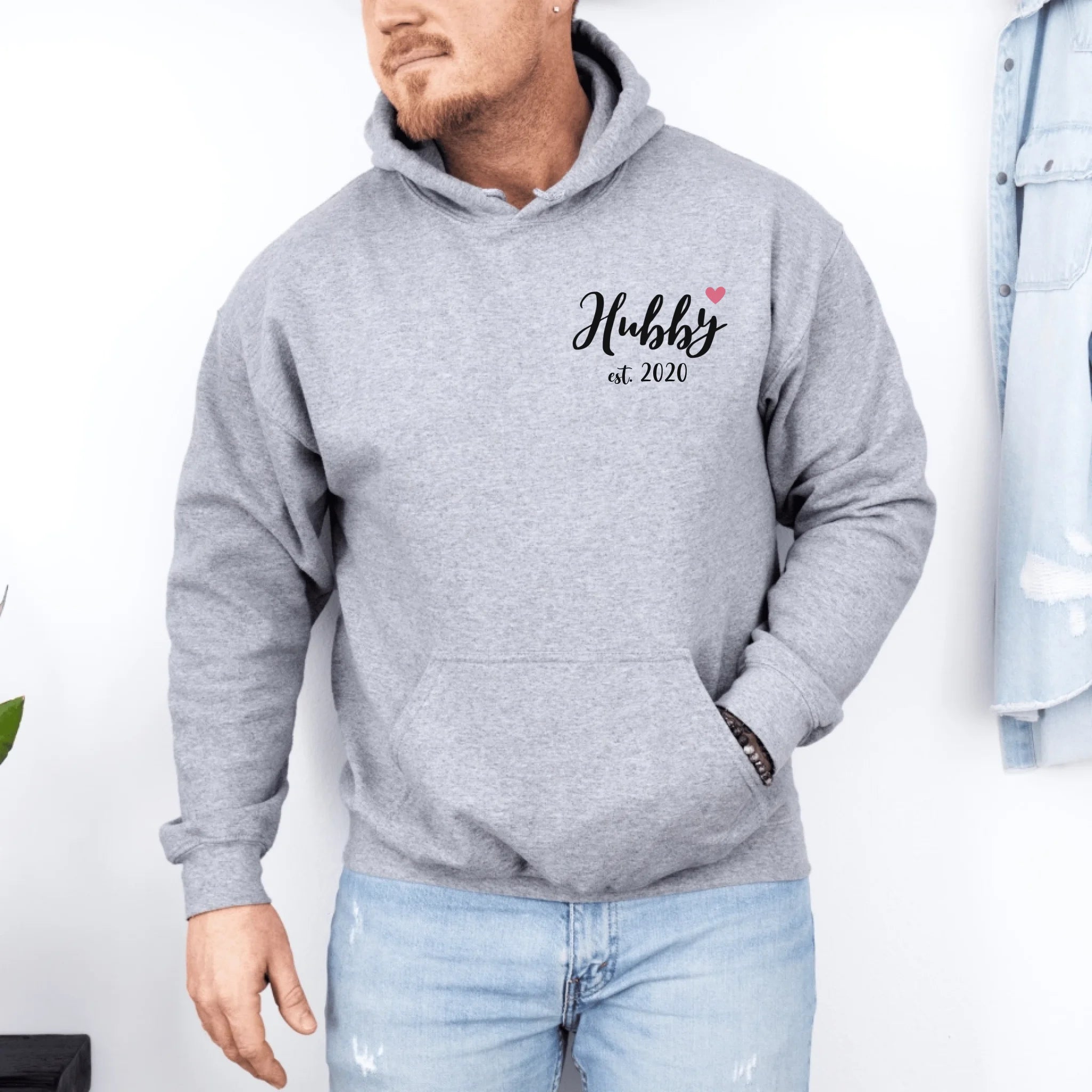 mamagibt Individuelle Partner Hoodie personalisiert mit Datum Hoodie Couple hubby Herz Sport Grey