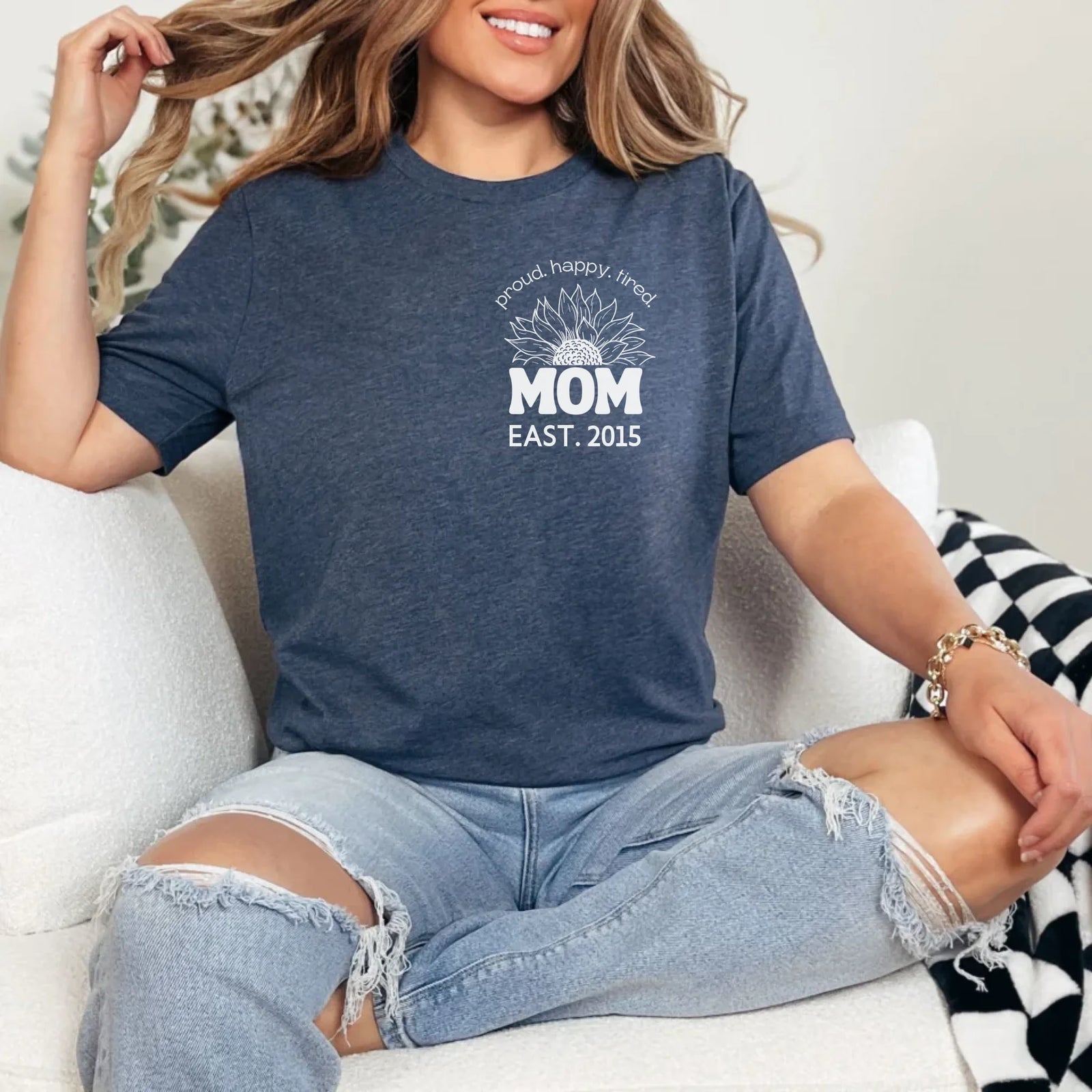 mamagibt Mama T-Shirt Sonnenblume mit Datum Mama T-Shirt Sonnenblume Heather Navy