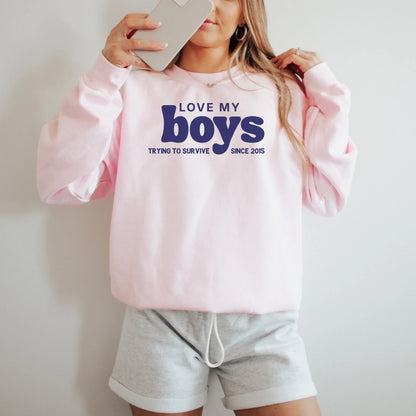 light_blue_sweatshirt_model