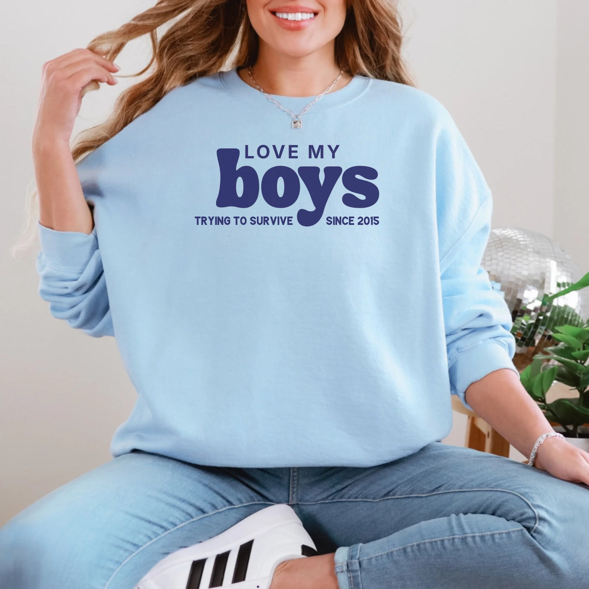 light_blue_sweatshirt_model-2