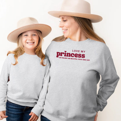 ash_sweatshirt_model-1