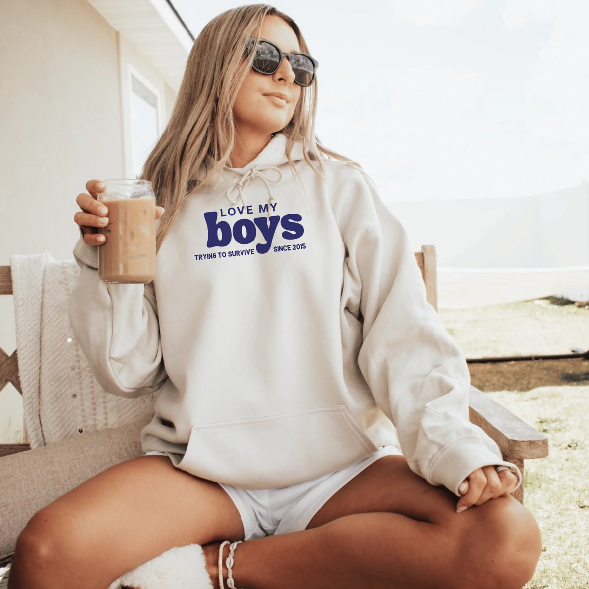 sand_hoodie_model