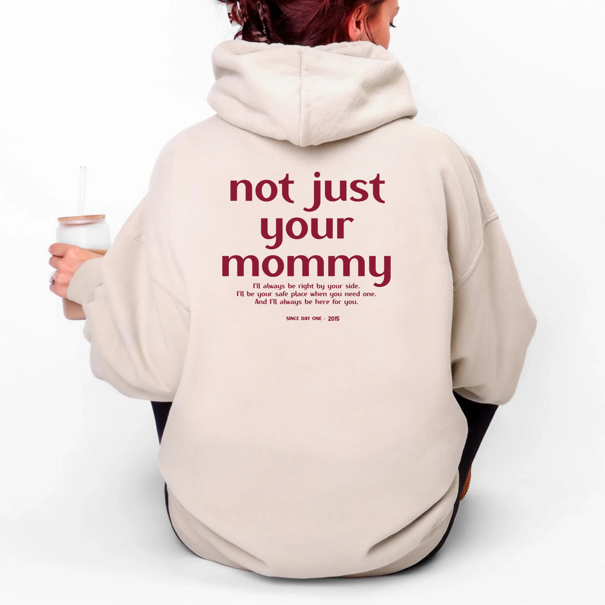 Mama_Hoodie_sand_model