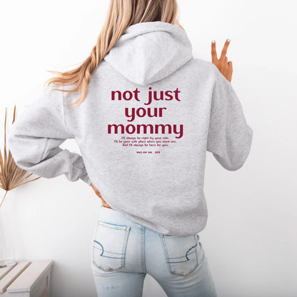 Mama_Hoodie_ash_model