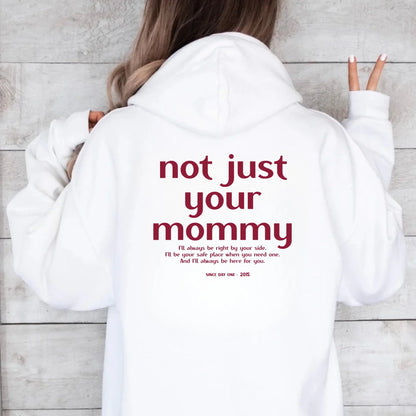 Mama_Hoodie_whitemodel