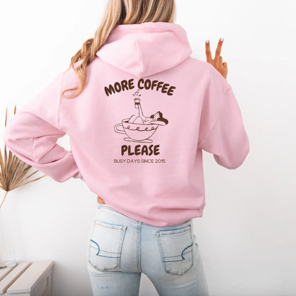 Mama_Hoodie_pink_model_4