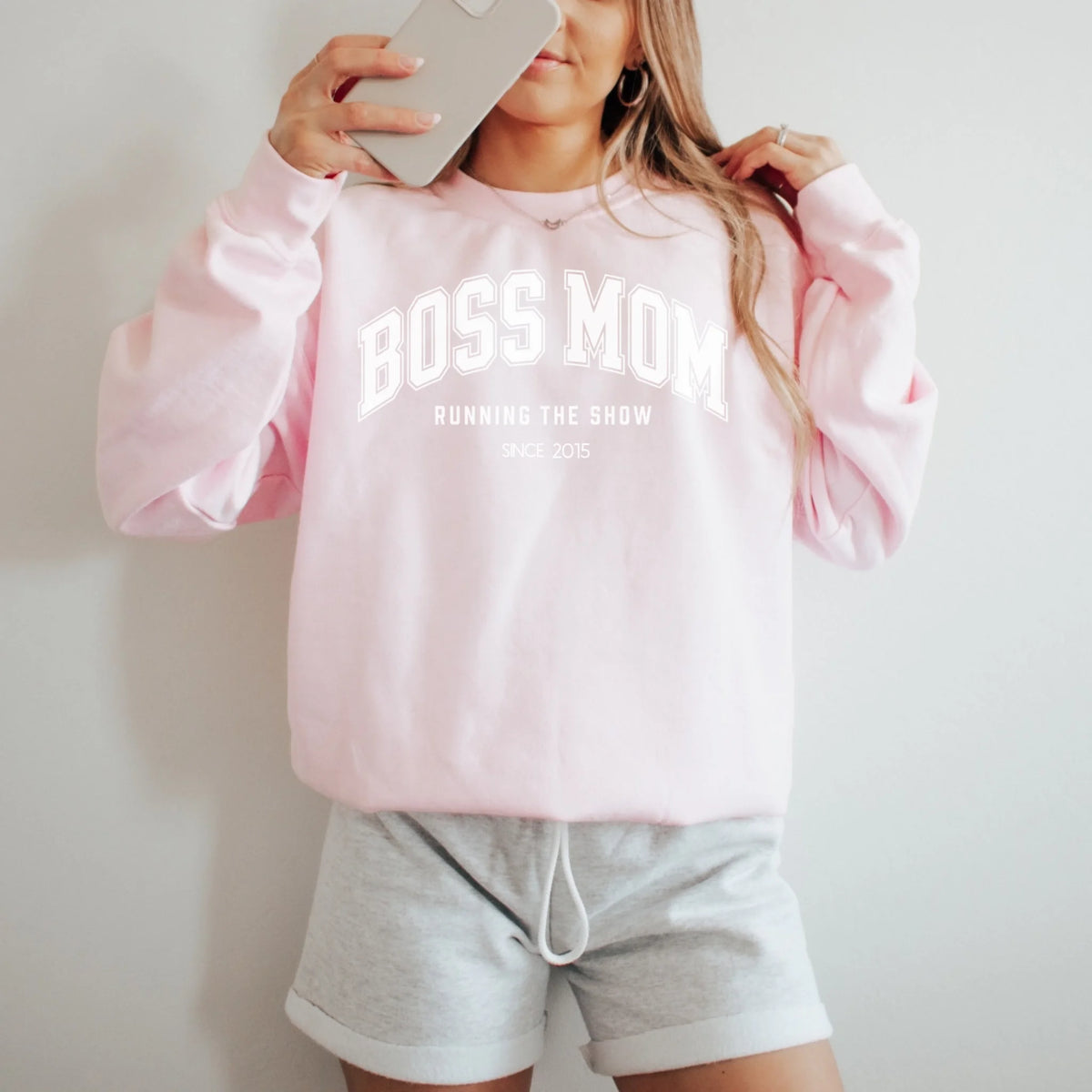 light_blue_sweatshirt_model
