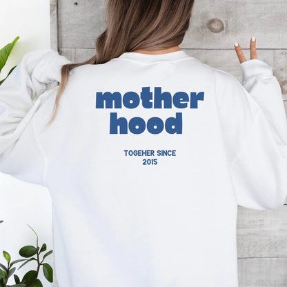 white sweatshirt back model