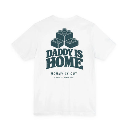 white back-t-sthirt_mockup