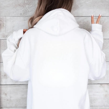 Mama_Hoodie_whitemodel
