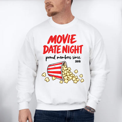 mamagibt Couple Sweatshirt Movie Date Club | Him personalisiert