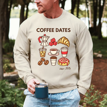 mamagibt Couple Sweatshirt Coffee Date Club | Him personalisiert