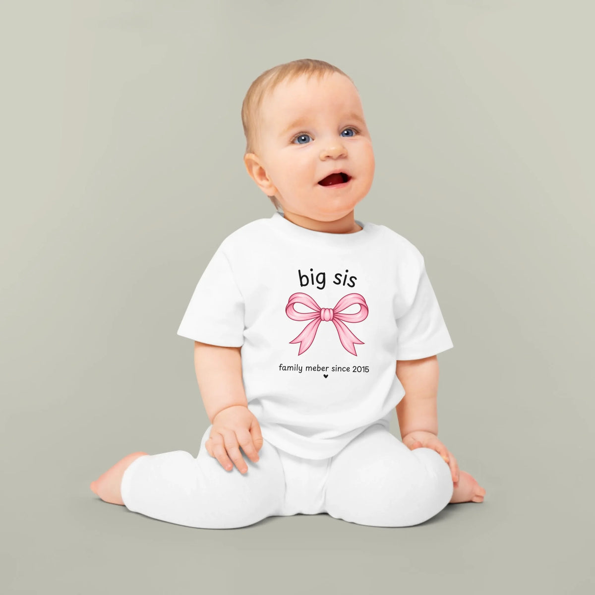 Printify T-Shirt Baby big sis Herz personalisiert