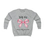 Printify Kinder Sweatshirt lil sis Kinder Sweatshirt lil sis Heather Grey L personalisiert