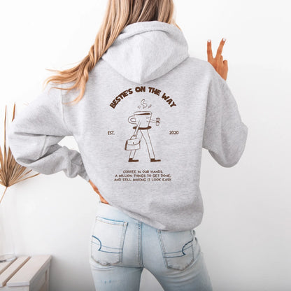 Mama_Hoodie_ash_model