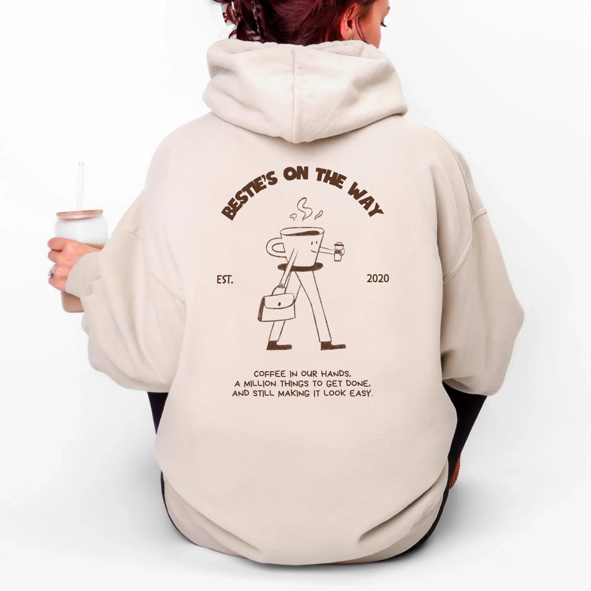 Mama_Hoodie_sand_model